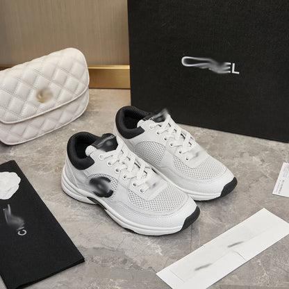 'CC' Runners White/Black
